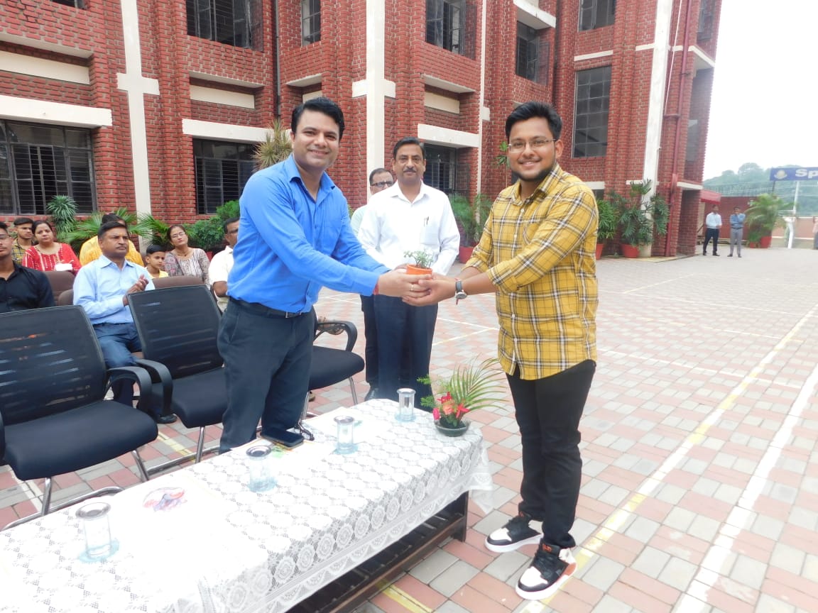 AISSE 2022-23 (Renaissance School) Toppers Felicitated