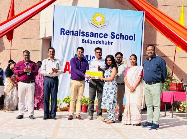 Renaissance School Scholars Felicitated at Annual Award Ceremony5-